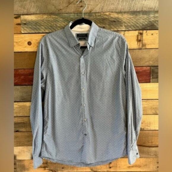 Denim & Flowers Ricky Singh Chambray Polka Dot Button Up Shirt Size Medium - Picture 1 of 11